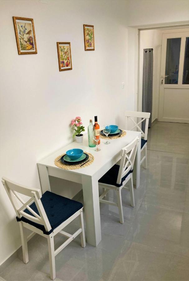 Apartment Lacea Пула Екстер'єр фото